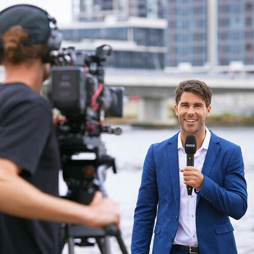 RODE INTERVIEWPRO WIRELESS HANDHELD CONDENSER MIC PRO