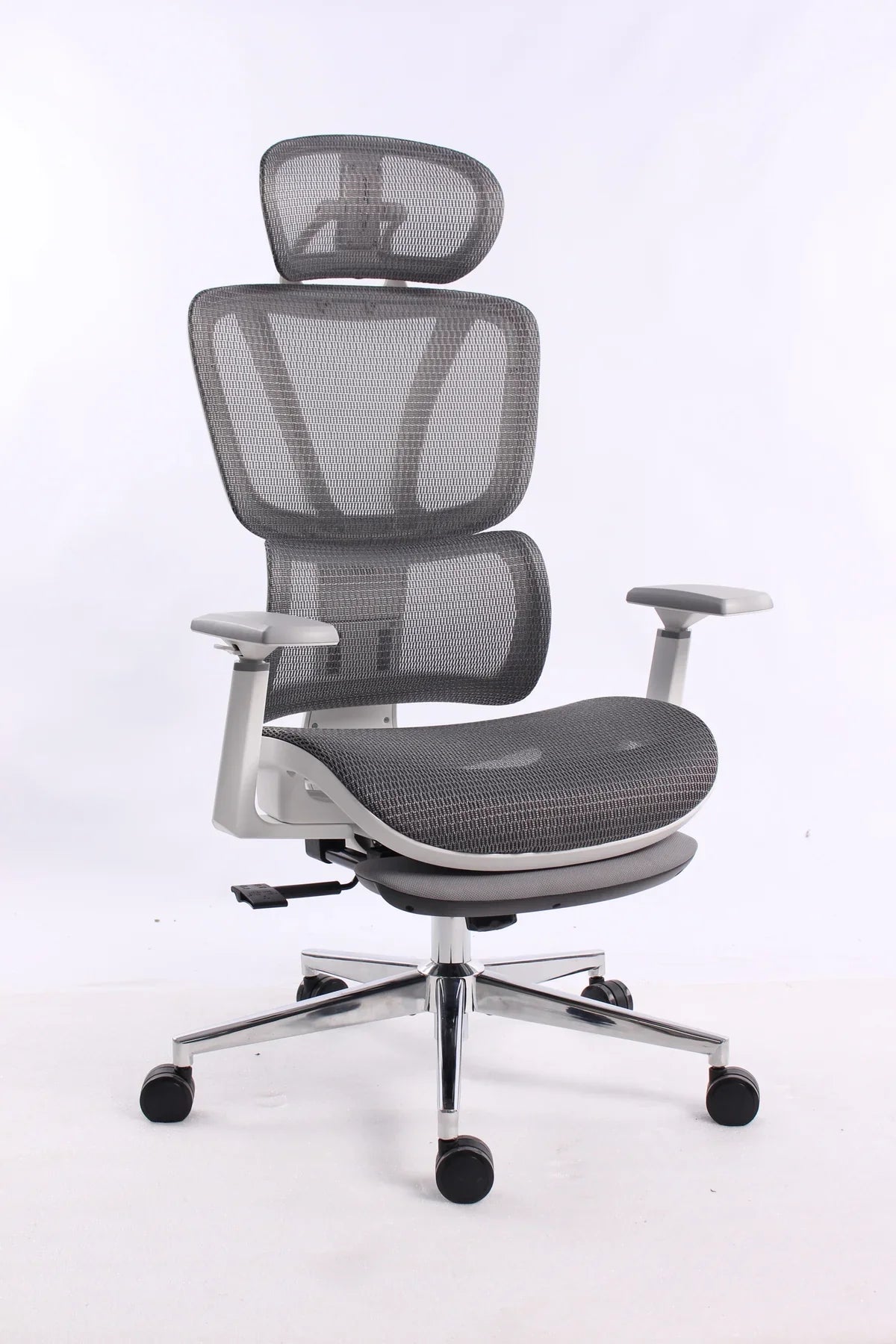 BLACK BULL mesh office and gaming Chair white / Gray